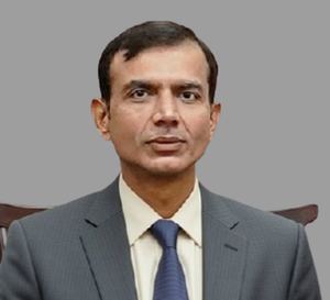 Irshad Ashraf headshot