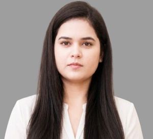 Nadia Azam headshot